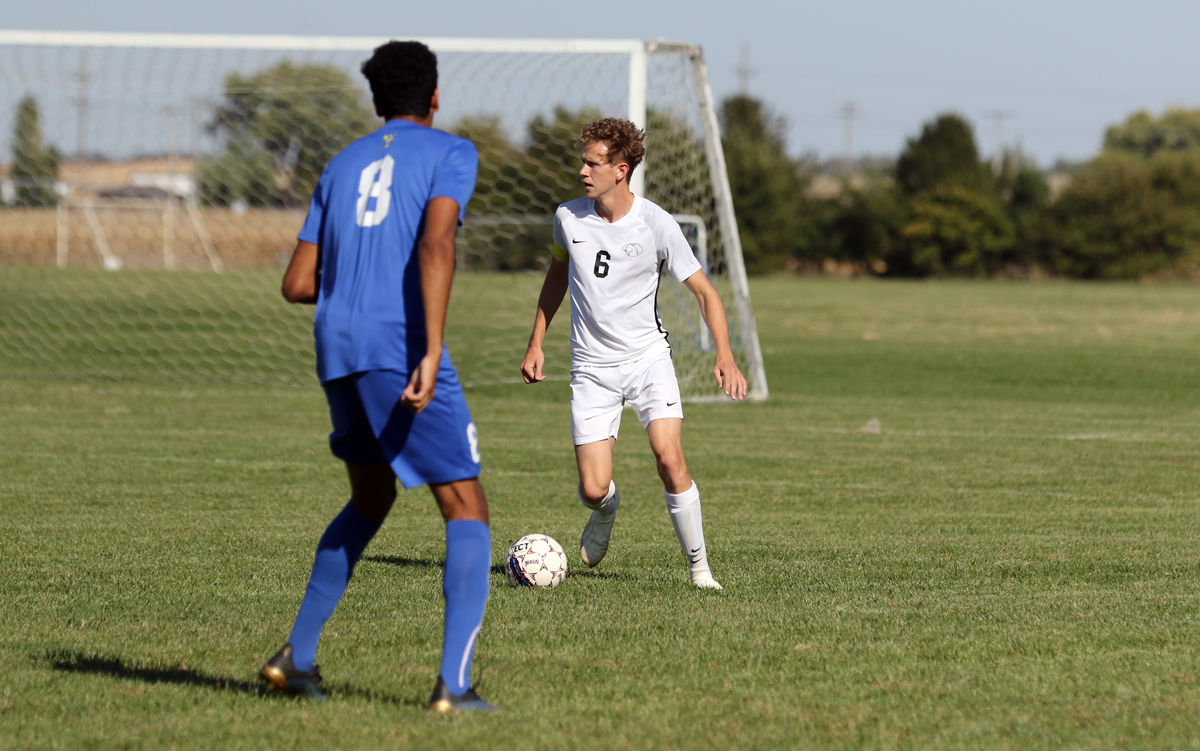 YC Mens Soccer vs Bethany (15).JPG